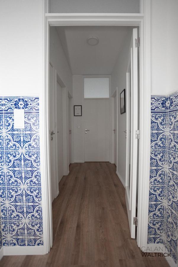 Downtown 3 Bedroom With Balcony - Quiet Street - Family Friendly - Groups 포르투 외부 사진